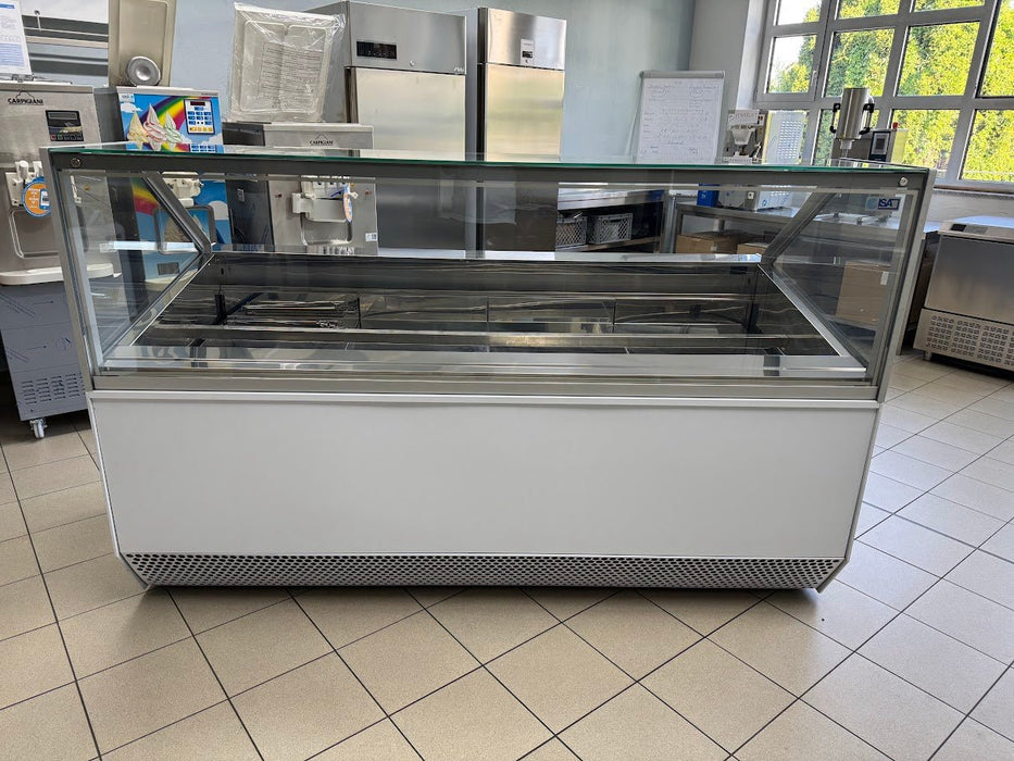Used ISA MILLENNIUM ST 220 Gelato PRO ice cream display case - top condition (W 220 x D 110 x H 135 cm) - krae - store.com