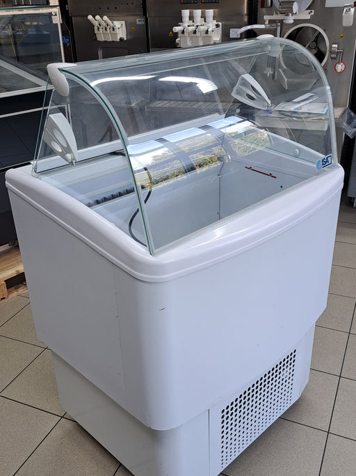 Ice cream display case Nordcap ISA FIJI 4 - used, top condition! (Year of manufacture 2022) - krae-shop.com